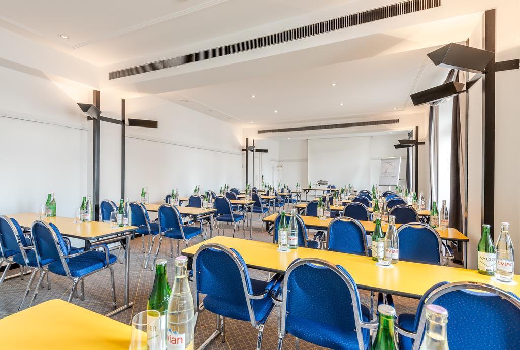 Hotel Monopol 4*