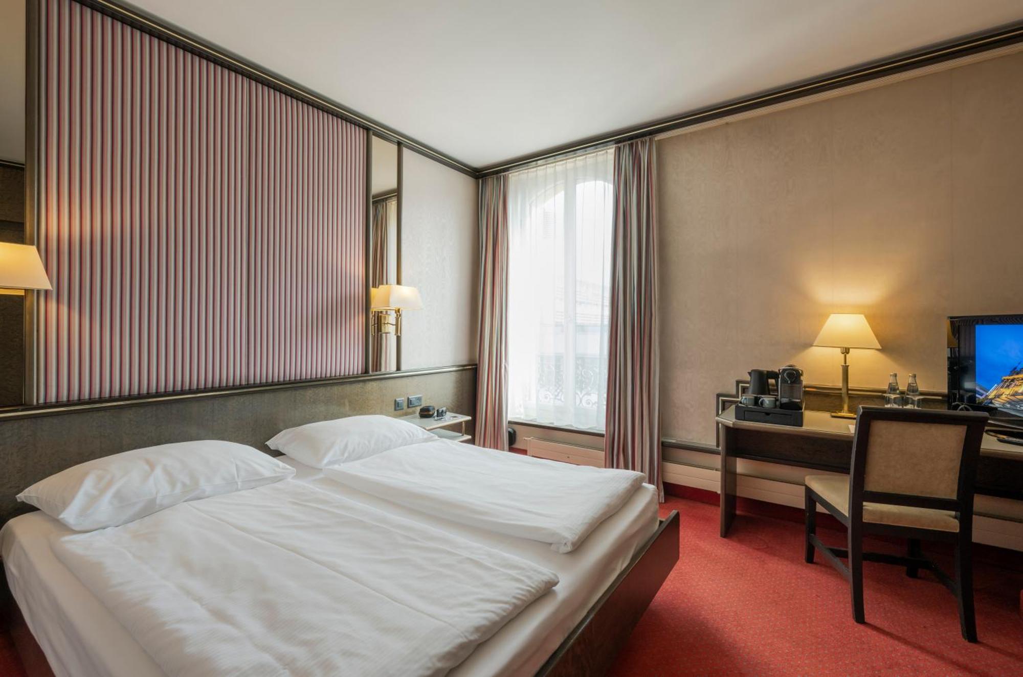 Hotel Monopol